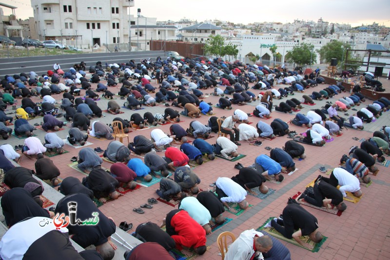 فيديو: شعائر  صلاة  وخطبة عيد الفطر  من مسجد صلاح الدين والشيخ اشرف عيسى يؤكد : حال مجتمعنا لا يُبشر بخير ... العنف والجريمة احتلا عقول شبابنا لبعدهم عن دينهم       